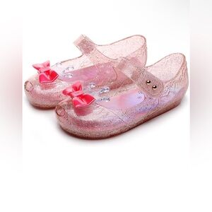 Gir’s jelly shoes